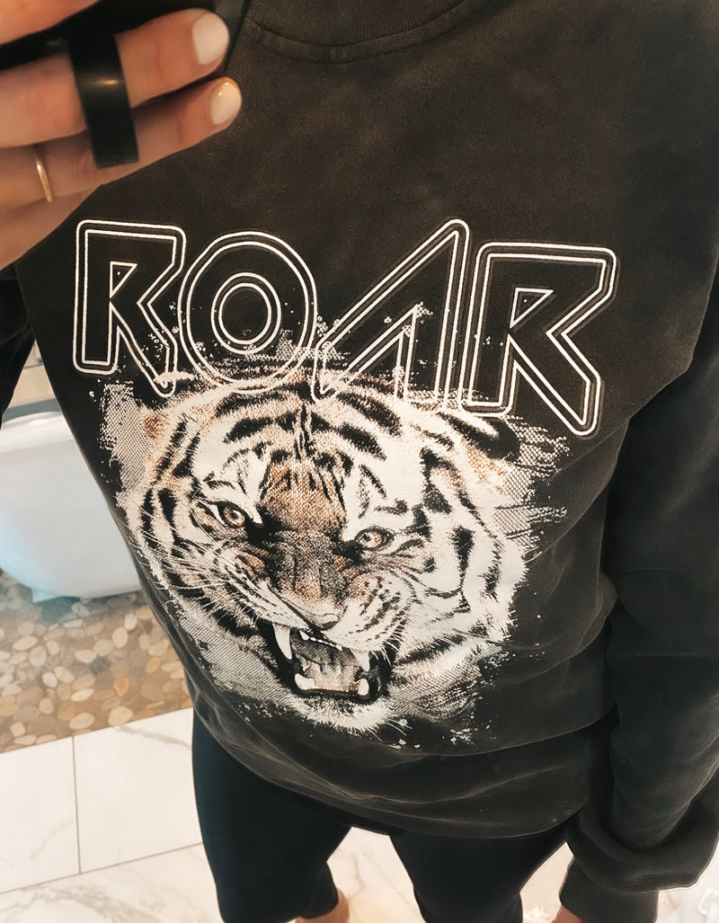 Roar Tiger Sweatshirt – Gunny Sack and Co